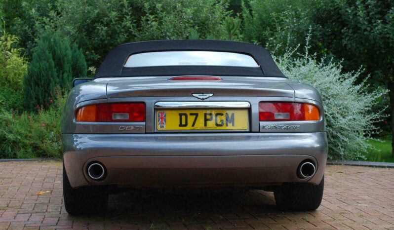 
								Aston Martin DB7 full									