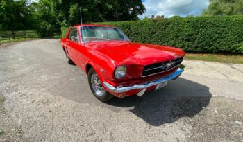 
									Ford Mustang Coupe full								